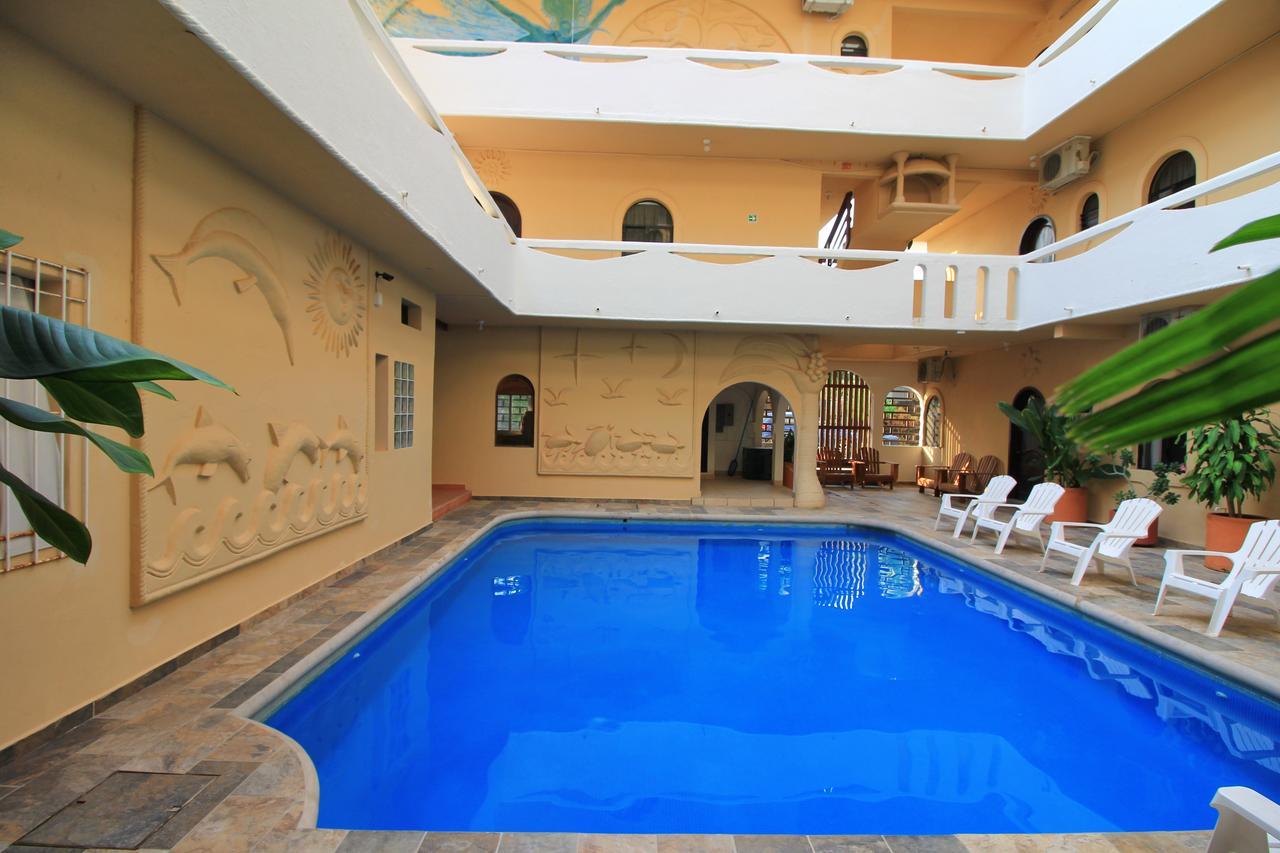 Hotel Zanzibar Пуерто-Ескондідо Екстер'єр фото